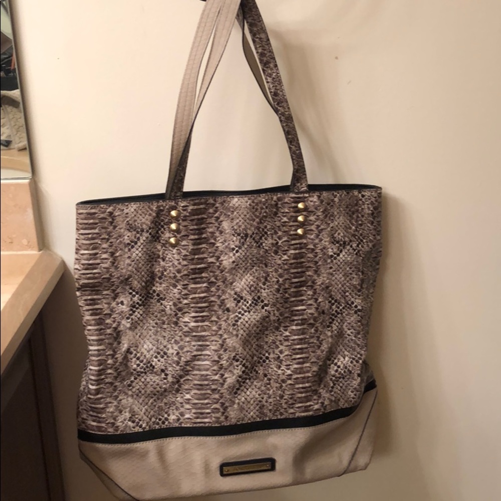 Faux leather snake skin Purse
